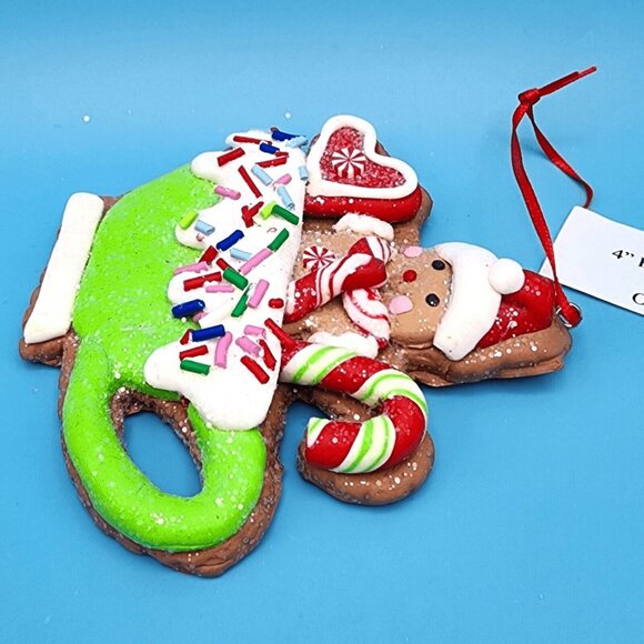 Gingerbread Man in Green Cup Ornament Clay Dough Faux Cookie Fake Bake Xmas v3 - Picture 6 of 9